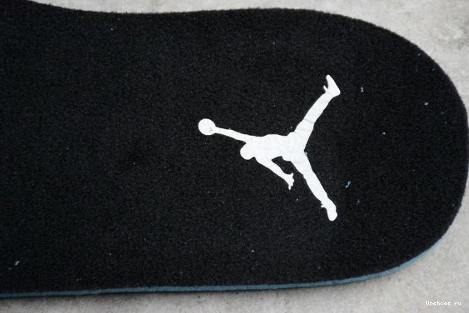 528895-010 11 Retro Barons  Low Jordan 0807